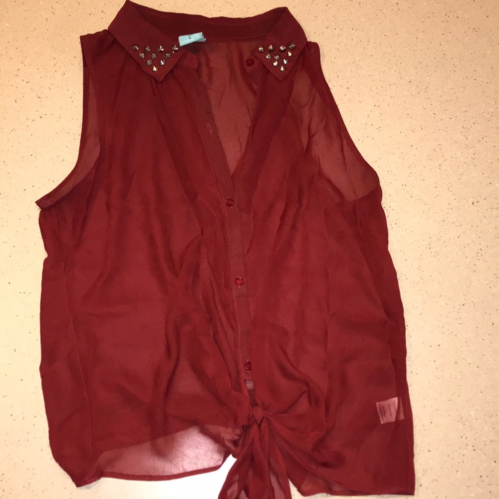 Sleeveless top